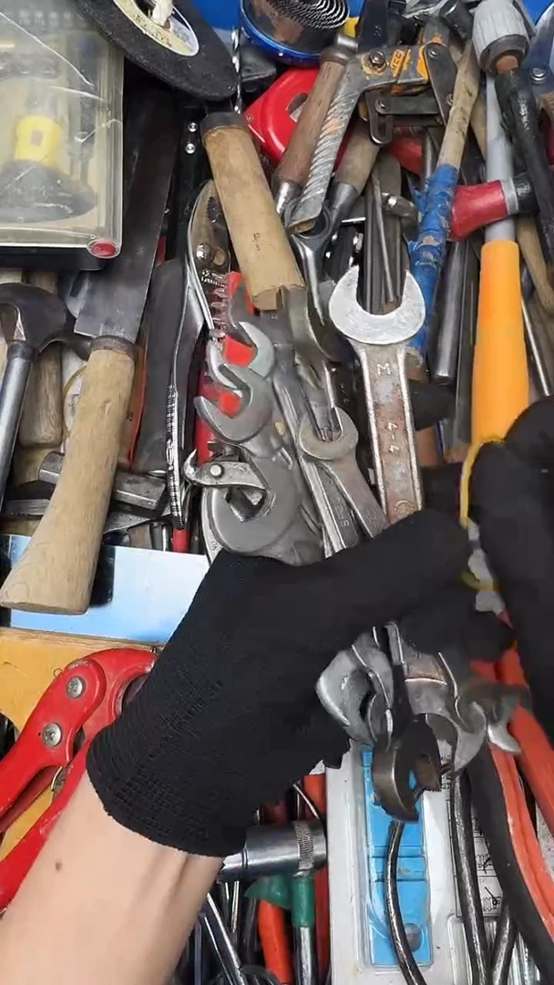 静***?五金工具钳子剪子等28