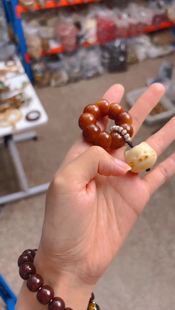 吊坠菩提根/象牙果栗子手捻带猫咪头