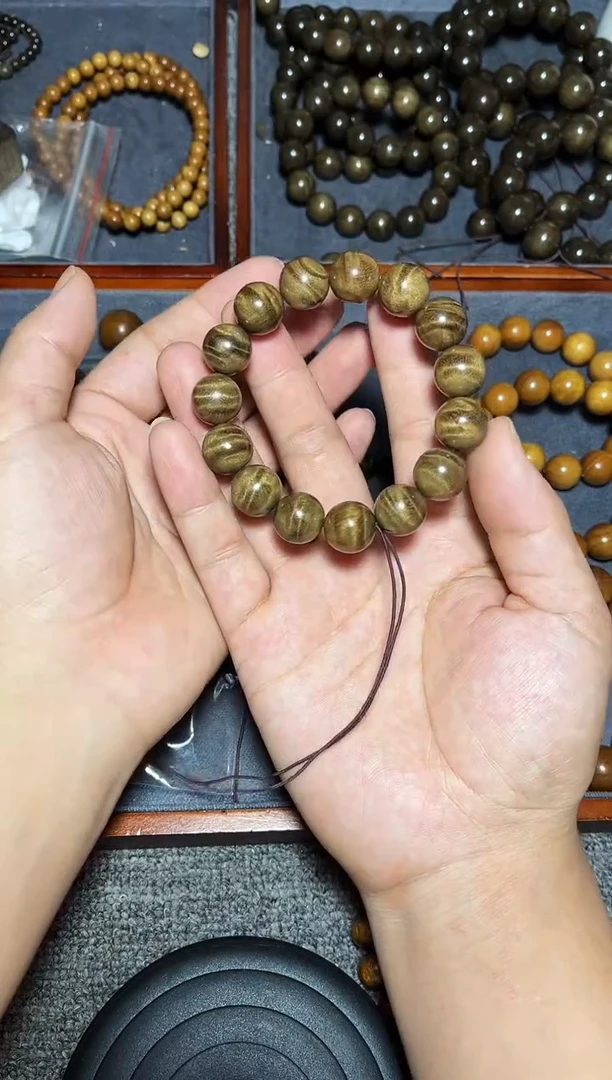 金丝楠手串/手链阴沉金丝楠1.5果香闪电纹208