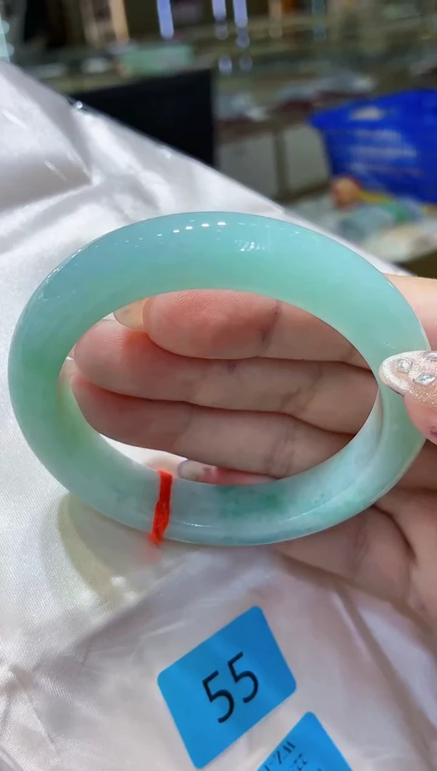 未镶嵌手镯翡翠翡翠手镯