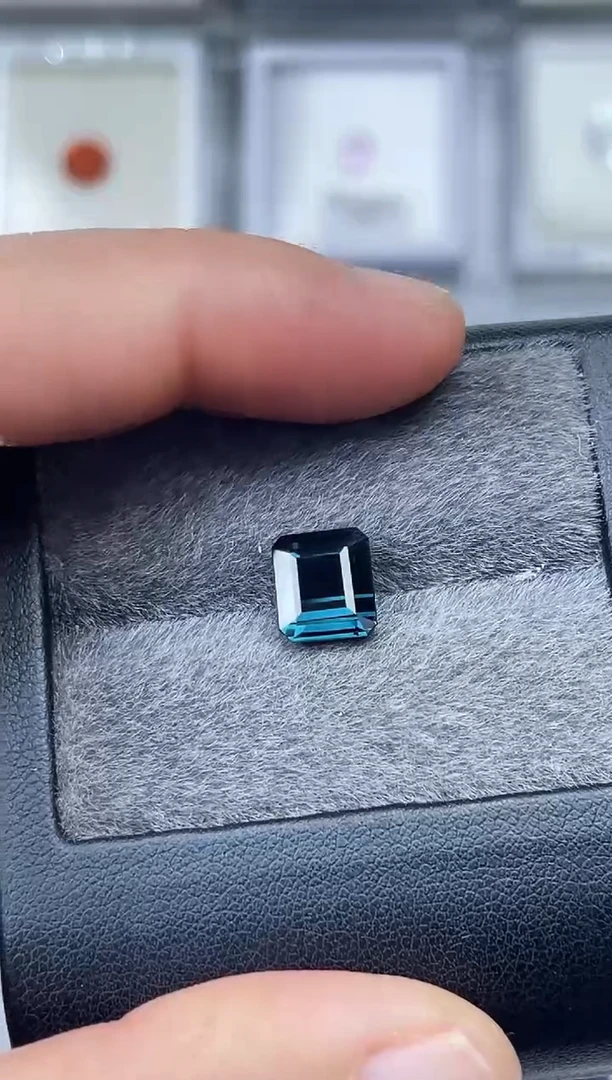 未镶嵌1碧玺裸石