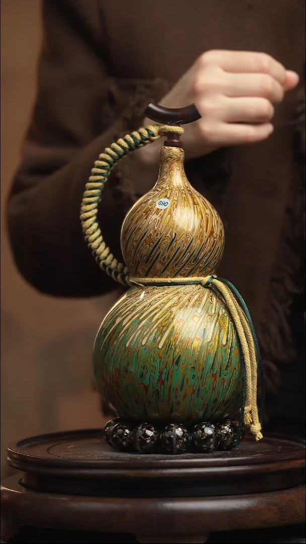 690号葫芦一物一拍  拍拍退退限购拉黑