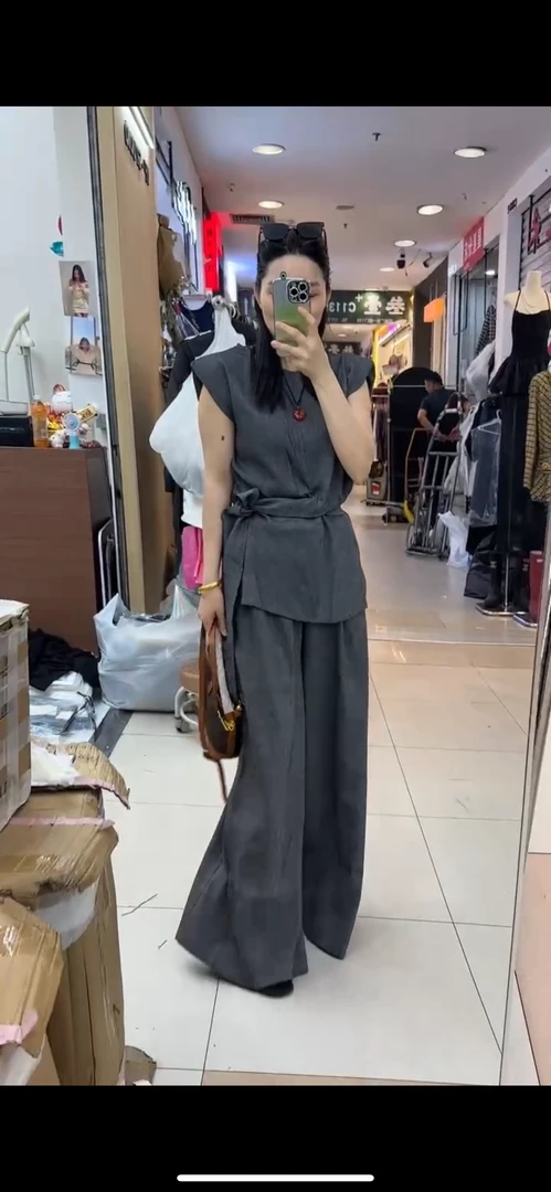 复古气质轻麻纽结套装2025夏高级收腰老钱风两件套显瘦