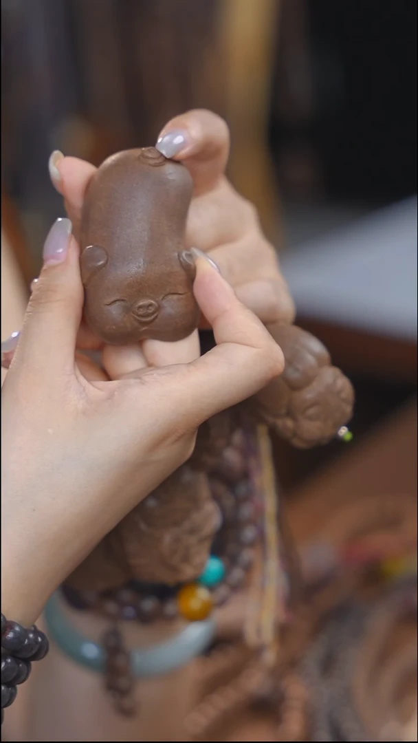 泥塑生命之光福猪摆件把件款式（手工痕迹）
