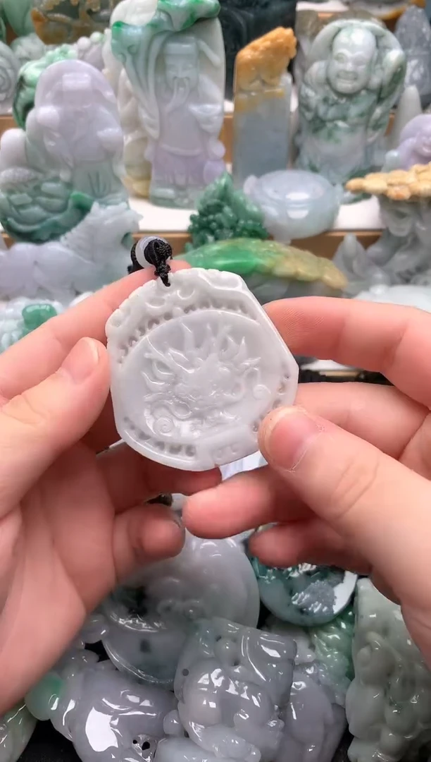 吊坠(不含链)未镶嵌翡翠1