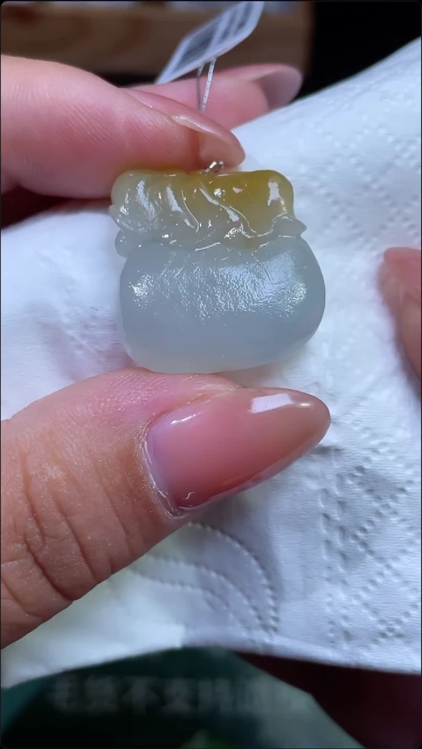 定制翡翠未镶嵌钱袋