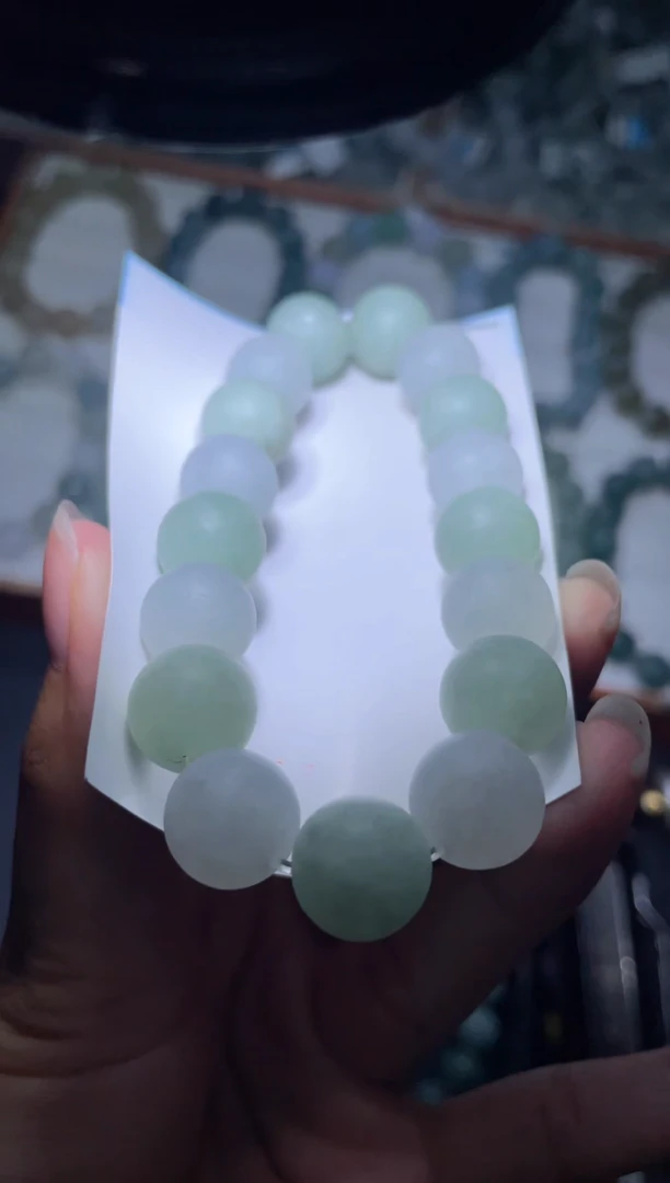 未镶嵌定制翡翠天然缅甸翡翠手串5