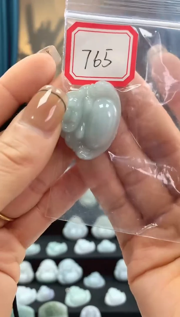 翡翠未镶嵌颈饰佛公765
