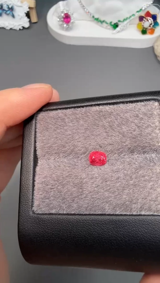 裸石尖晶石绝地1ct-A669-1p 吉尔德证书