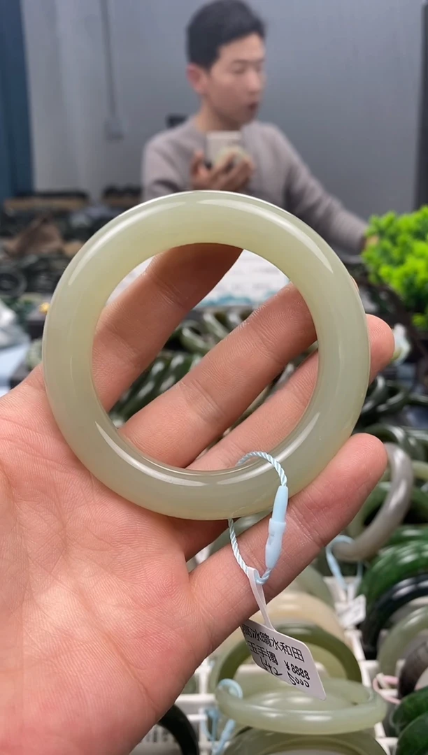 未镶嵌手镯和田玉54.3