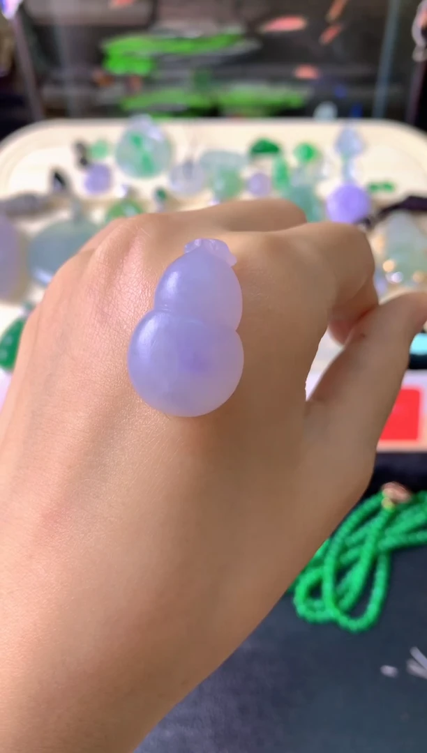 定制翡翠未镶嵌毛货抛光