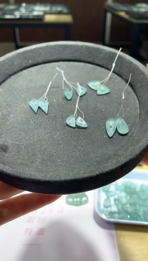 未镶嵌挂件翡翠多样性发一件