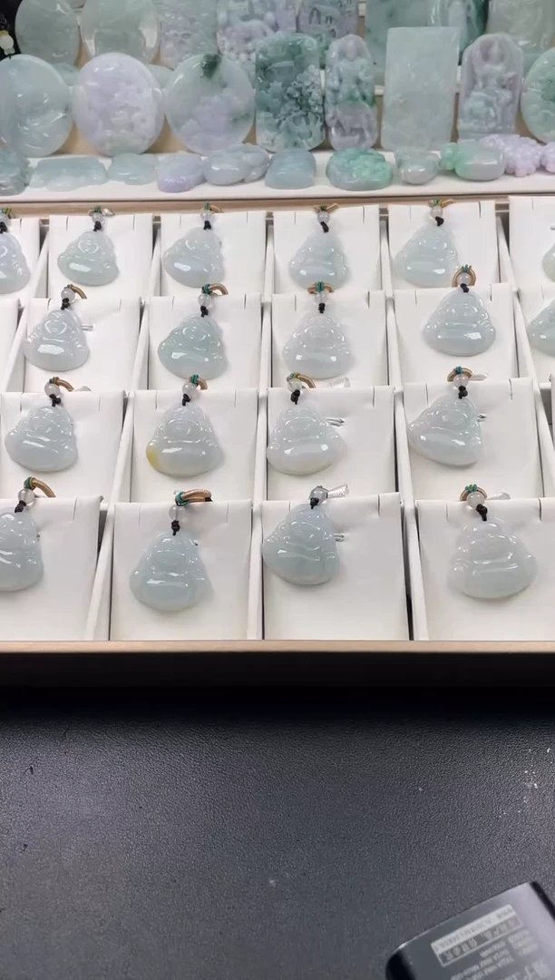 颈饰未镶嵌翡翠....10/10/.168多样性发货，发其一