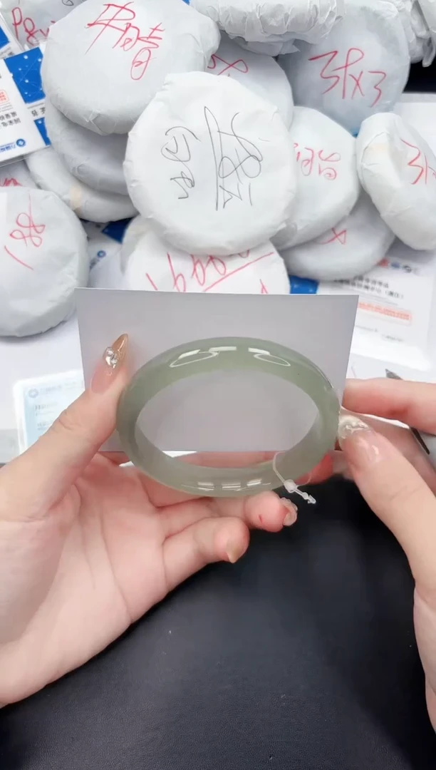 石英质玉手镯未镶嵌115-63D2B