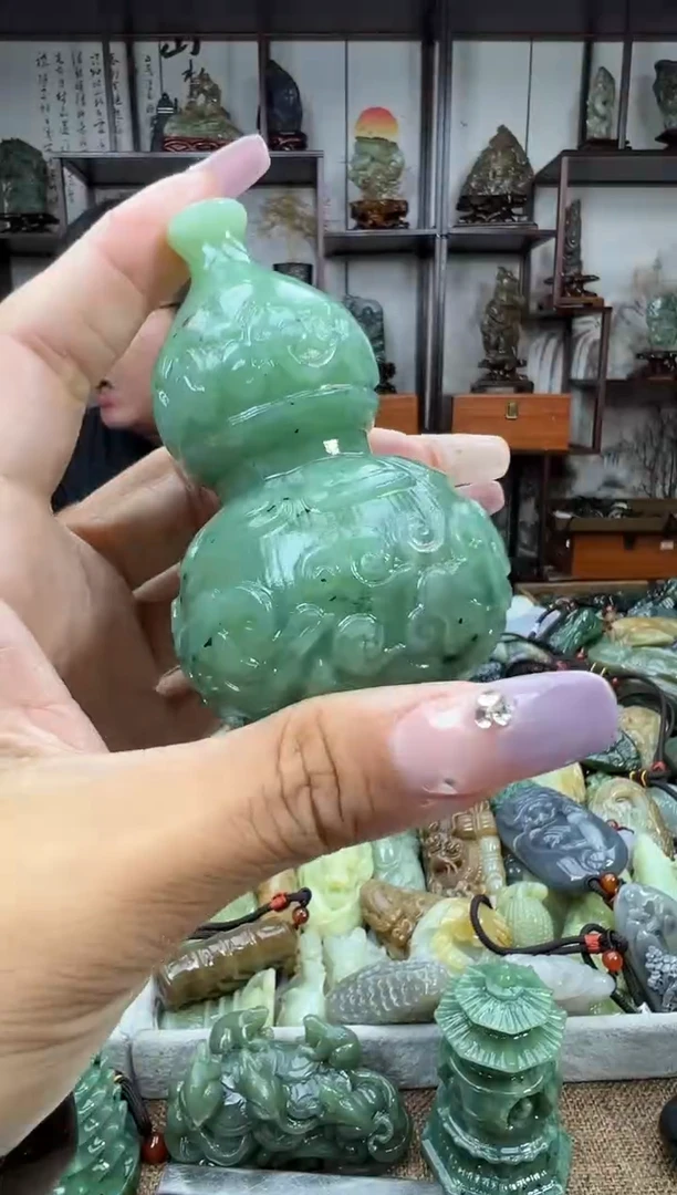 未镶嵌和田玉把件1