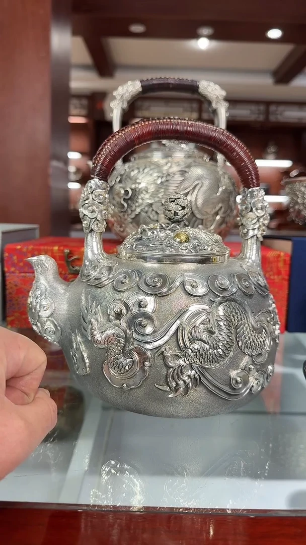 诚**金足银手工精工老师高浮雕錾刻双龙戏珠1.5L烧水壶