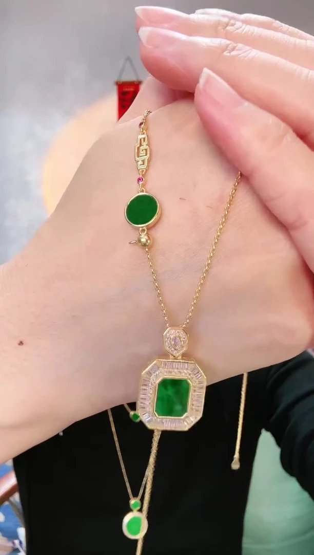 【闪购商品】翡翠吊坠(不含链)银S925镶嵌吊坠