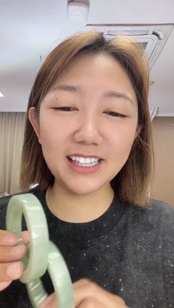 玛瑙/玉髓戒圈未镶嵌T****t玛瑙戒圈FL35多样性发其一CP/配绳