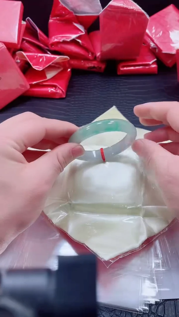 非金属无小哥33号手镯59.9圈口