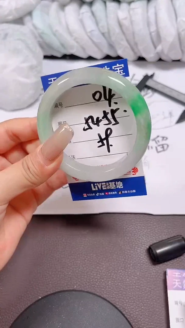 04所见即所得，拍啥发啥
