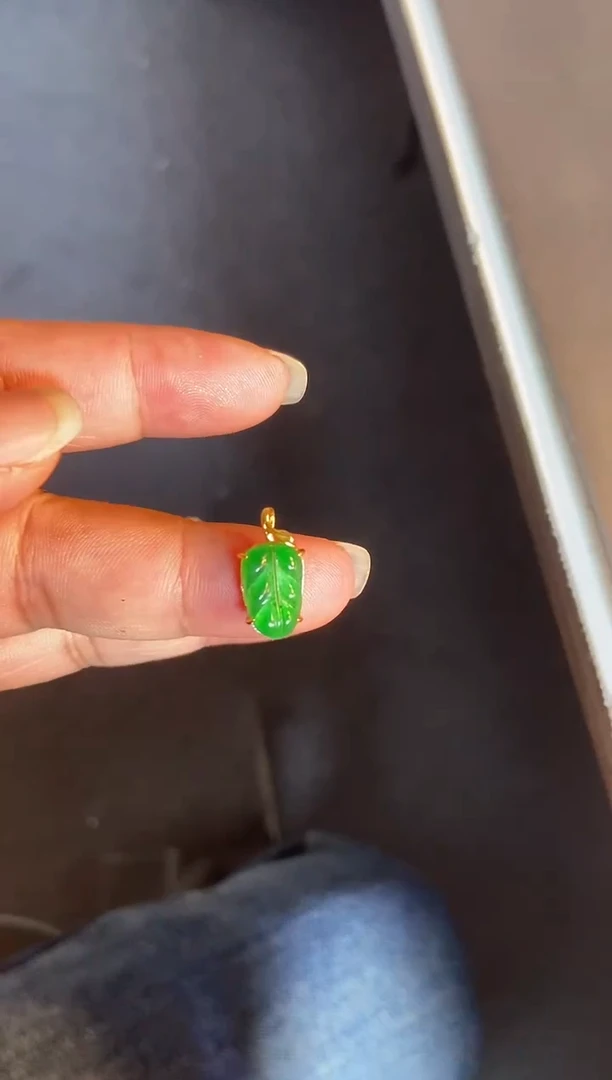 吊坠(不含链)银S925镶嵌翡翠1