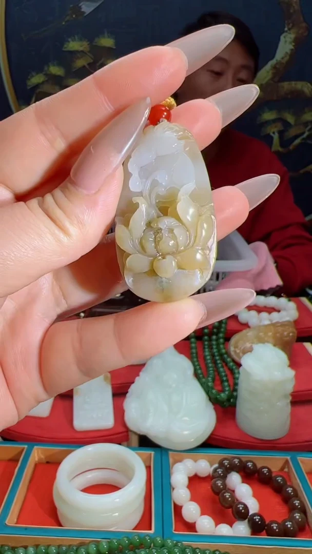 【闪购商品】和田玉吊坠未镶嵌1