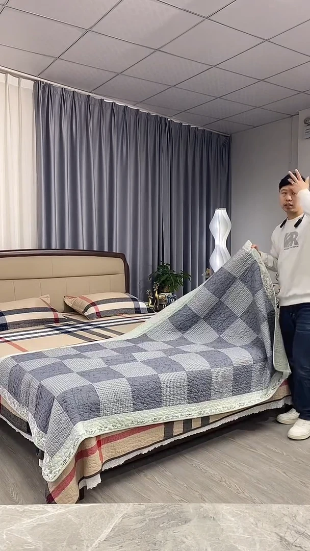 棉福利床盖灰蓝格拼接100*210
