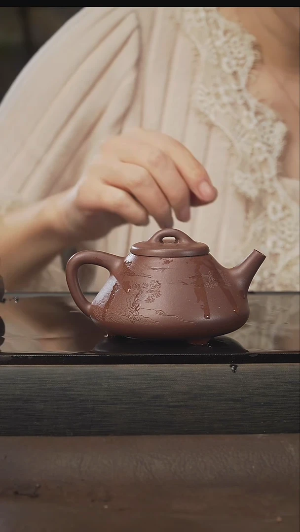 茶壶紫砂子冶石瓢，山水，200cc