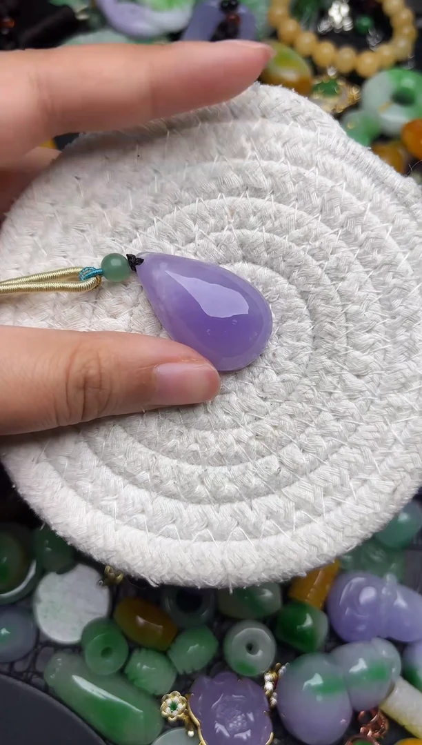 颈饰未镶嵌翡翠缅甸翡翠吊坠