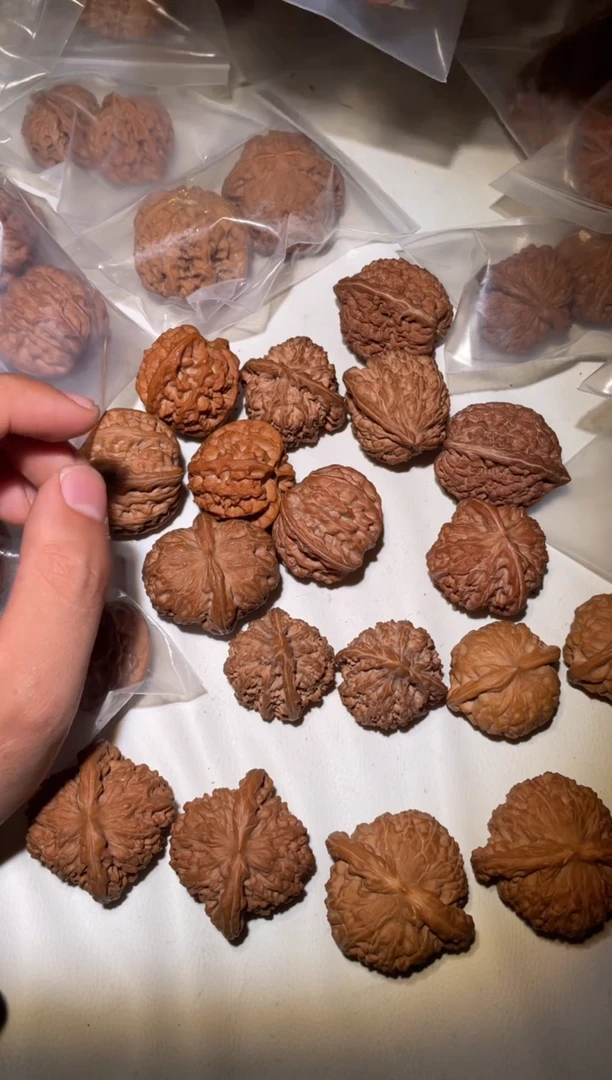 把件文玩核桃C*f文玩核桃磨盘