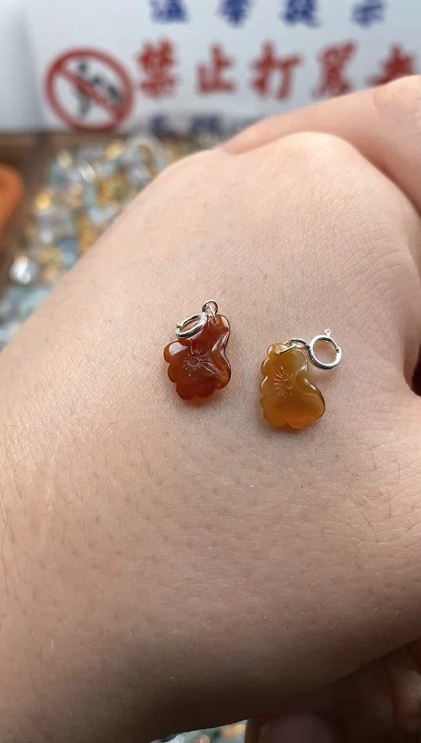 【闪购商品】翡翠颈饰未镶嵌哥哥