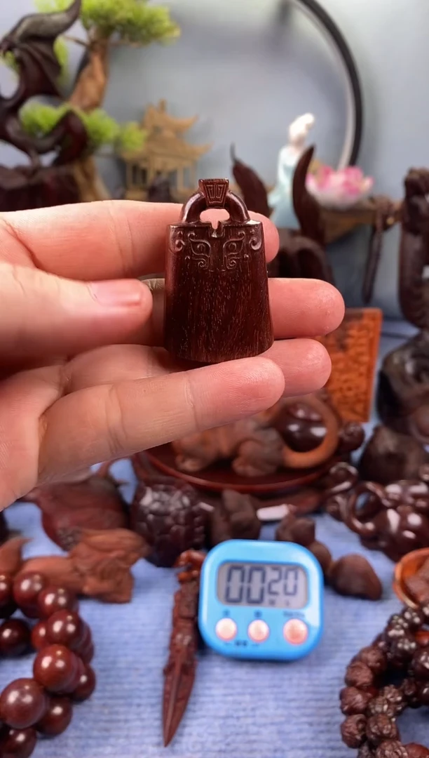 檀香紫檀（小叶紫檀）稳****福锁