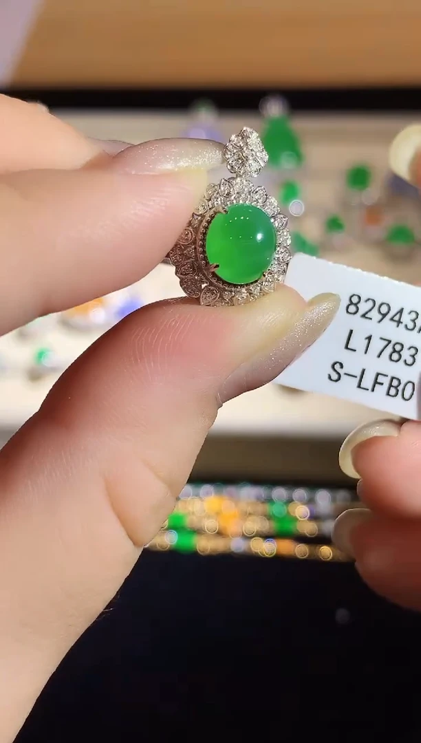 翡翠戒指18K金镶嵌L1783多样性发其一