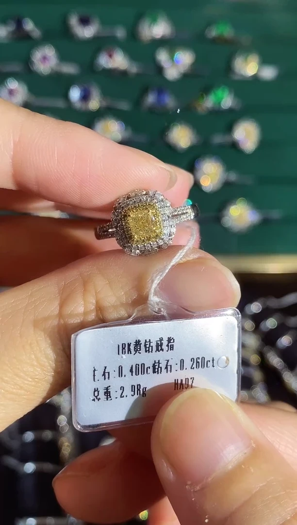 18K金镶嵌戒指钻石655