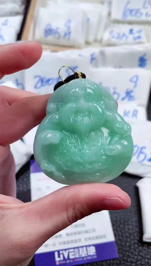 【闪购商品】翡翠颈饰未镶嵌00000716