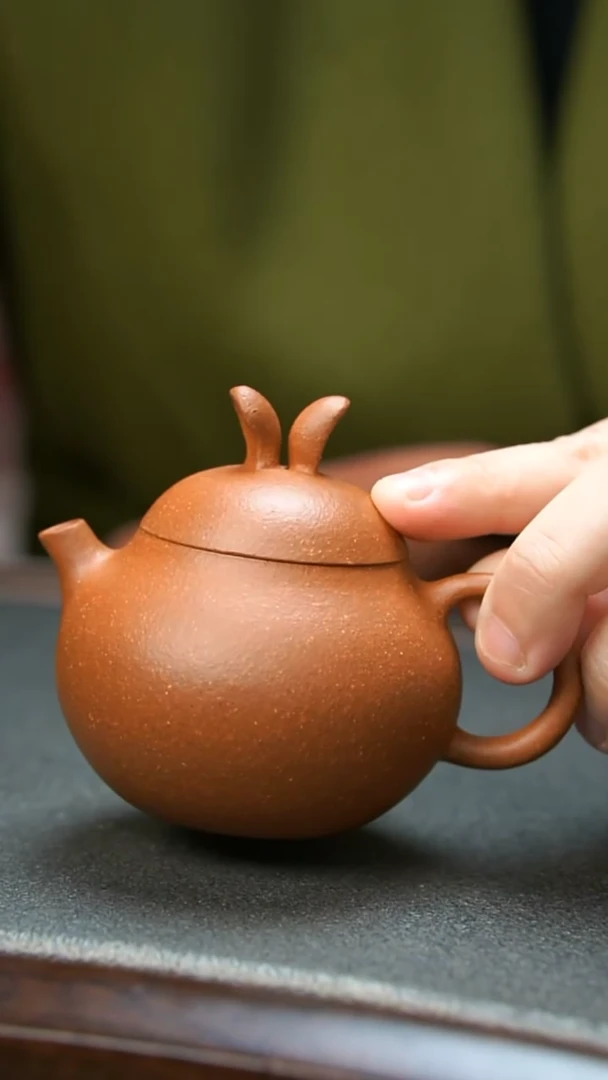 【闪购商品】紫砂茶壶光素红降坡兔耳朵壶