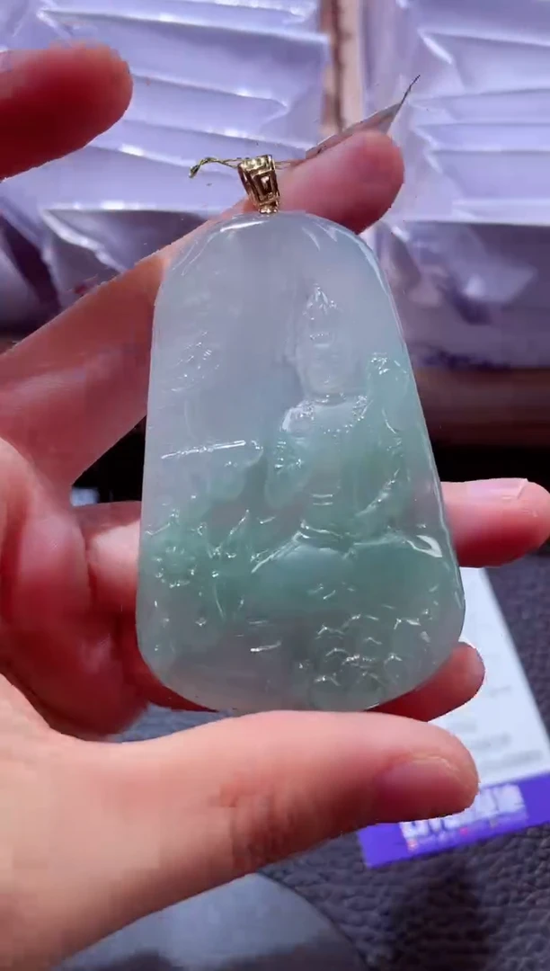 颈饰18K金镶嵌翡翠00002598普贤