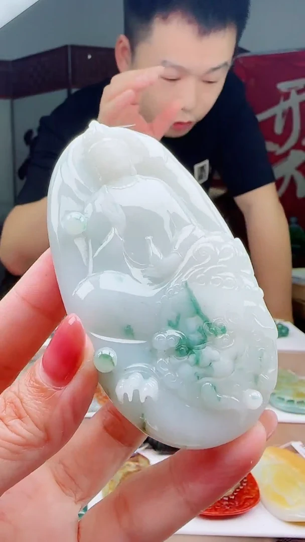 颈饰未镶嵌翡翠多样性发其一