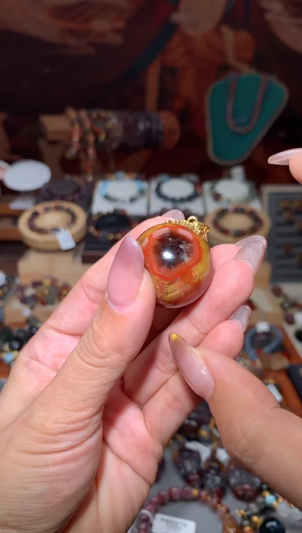 未镶嵌珠宝半成品水晶-****兔红极光玉化眼单珠吊坠27+mm
