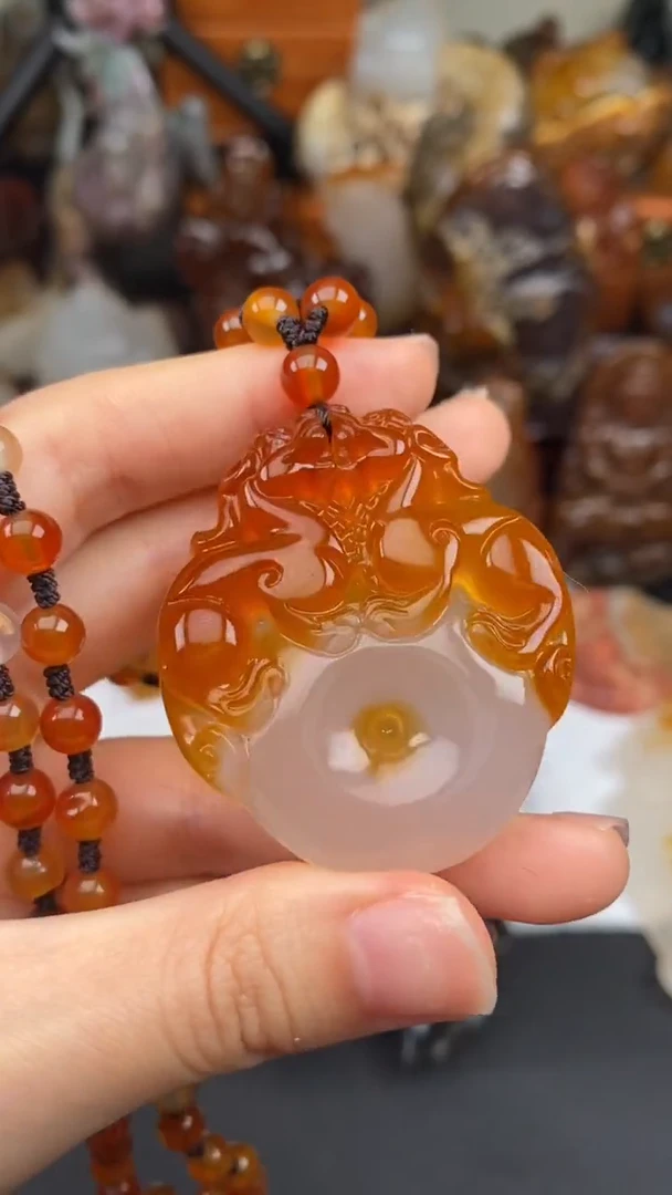 玛瑙/玉髓颈饰未镶嵌AA