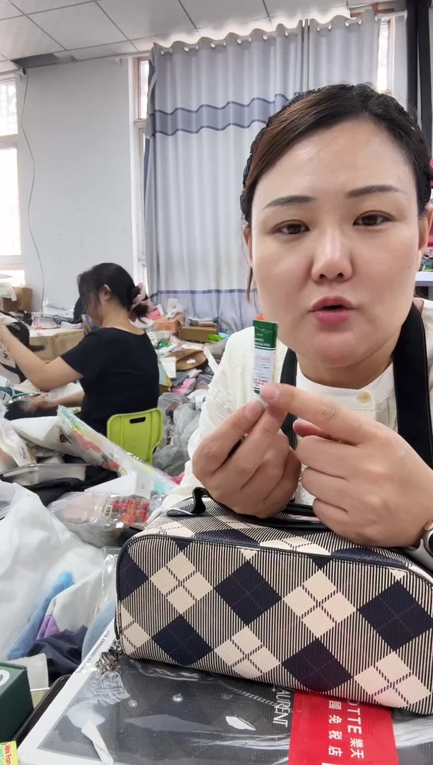 牦牛剖层皮革琪老板女包6号店超好看发图片款口膏