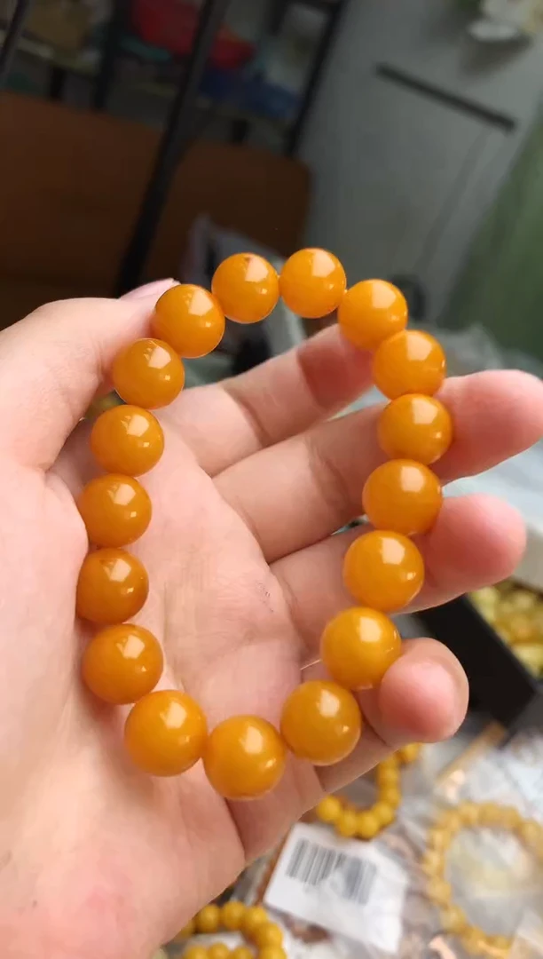 未镶嵌琥珀珠宝奇石177