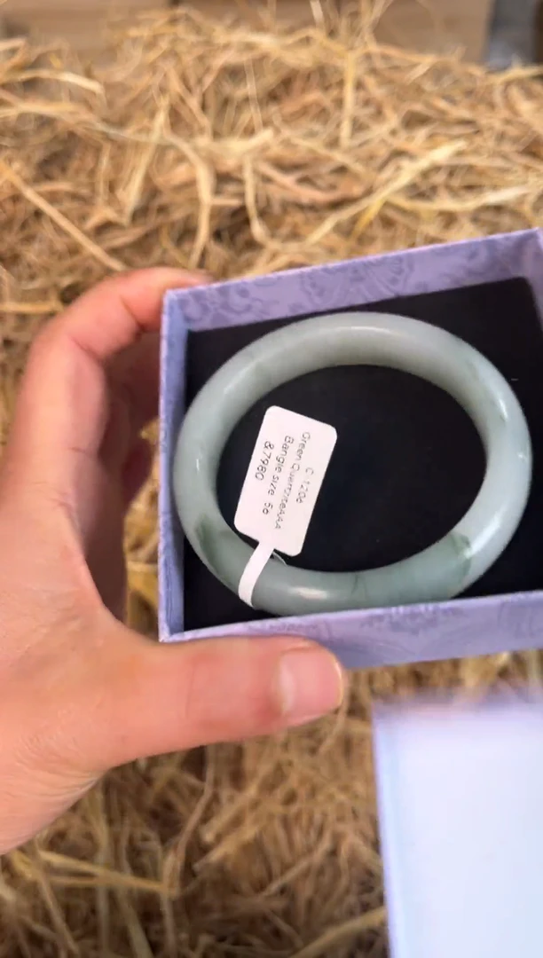 未镶嵌手镯石英质玉C-1206