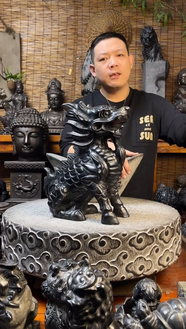 石材35火麒麟天然青石雕刻