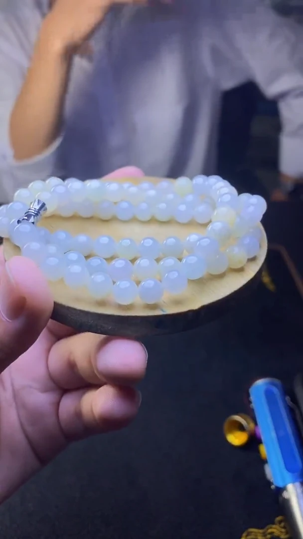 定制翡翠未镶嵌天然缅甸A货翡翠，多样性发货，拍一发一