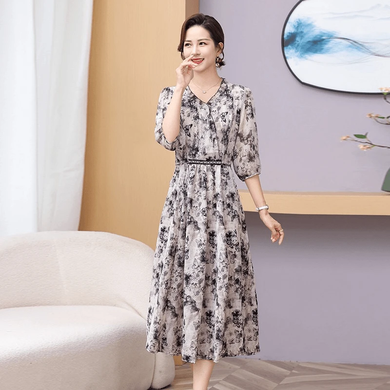 洋气V领七分袖收腰显瘦短袖连衣裙女2024夏季新款长款过膝到脚踝.