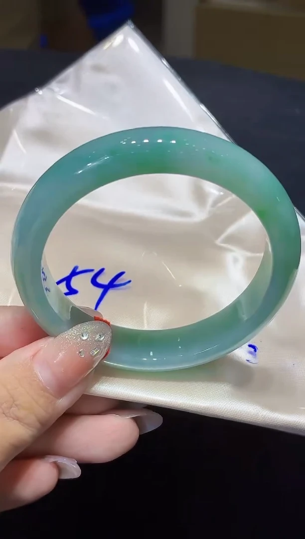 未镶嵌手镯翡翠翡翠手镯