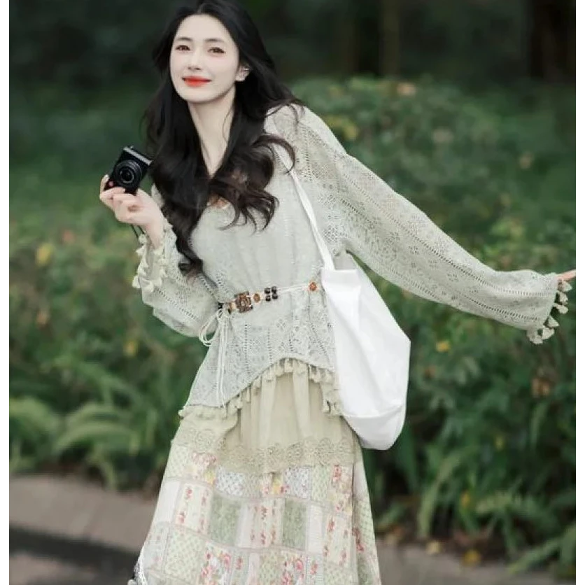 度假旅游套装女春夏名族风流苏镂空针织上衣格纹拼接半身裙两件套