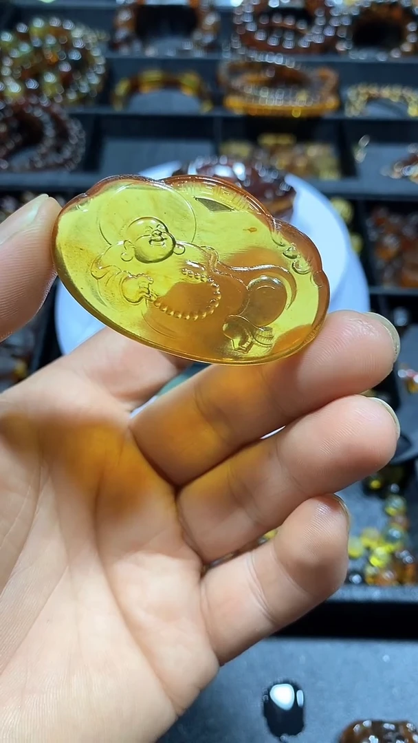 绿珀颈饰未镶嵌天然缅甸琥珀