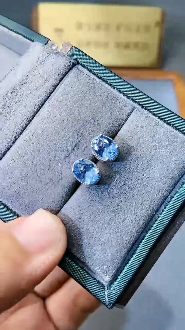 【闪购商品】海蓝宝石耳饰银S925镶嵌1564